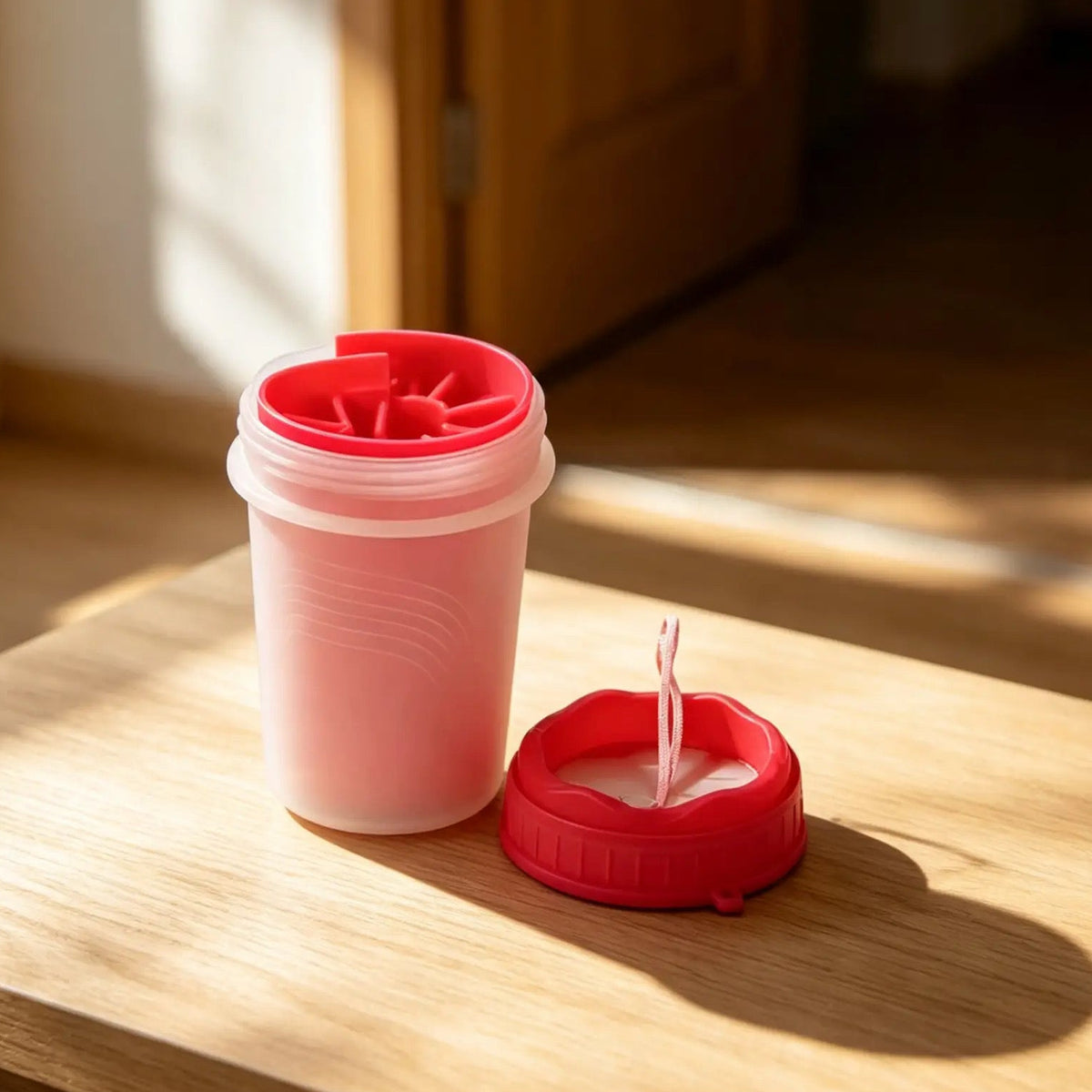 Pahar Curatare Labute Caini Roz, Peri Silicon Moi, Practic si Usor de Folosit - UrbanPetShop